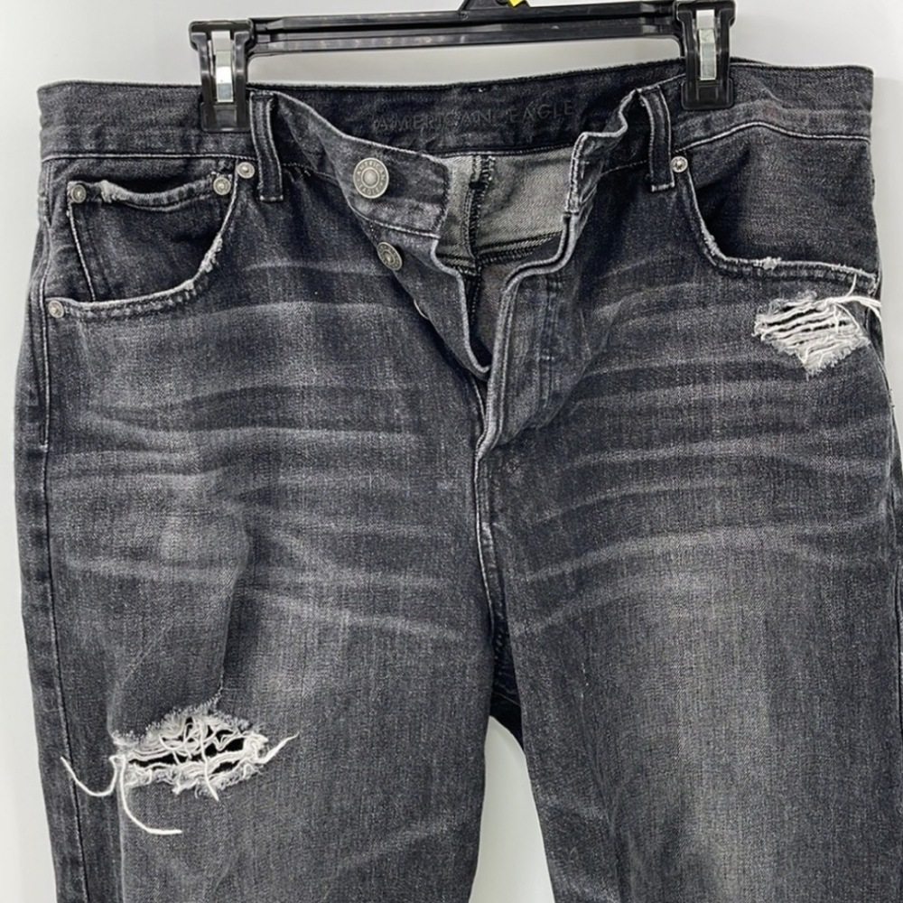 American Eagle 90's boyfriend jeans distressed button fly plus size 16